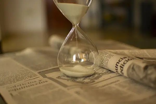 乍得那边到芬兰旅游多少公里