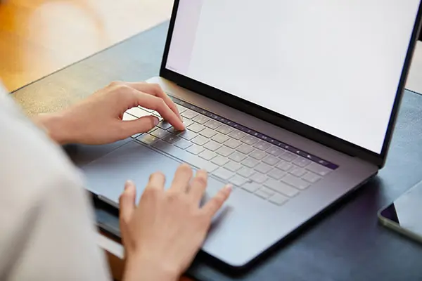 瓦努阿图到丹麦旅游