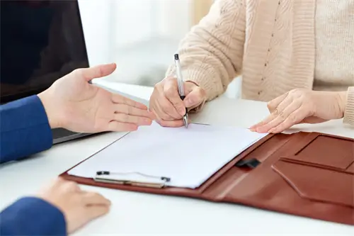 新西兰的人到芬兰旅游费用